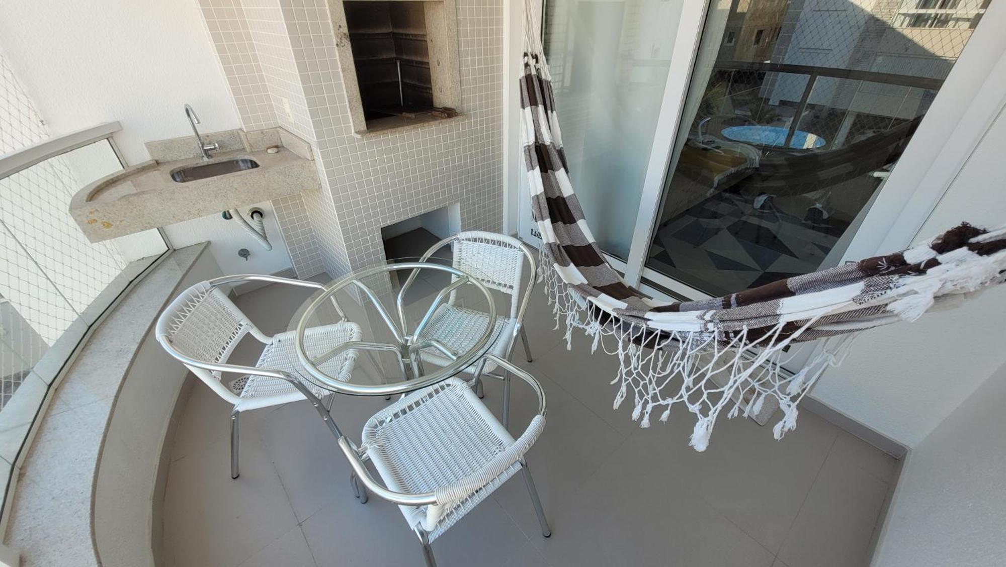 Apartamento Frente Para A Piscina A Uma Quadra Da Praia Florianópolis 외부 사진