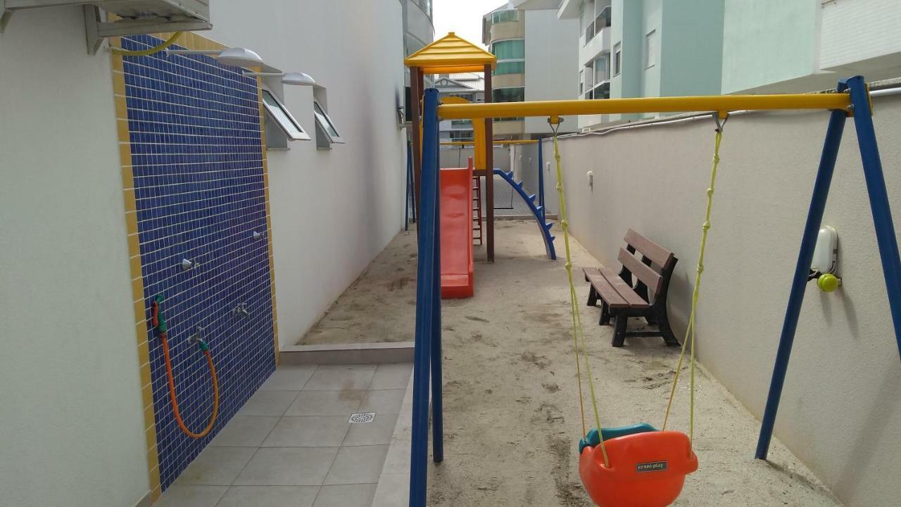 Apartamento Frente Para A Piscina A Uma Quadra Da Praia Florianópolis 외부 사진