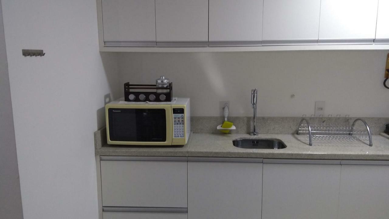 Apartamento Frente Para A Piscina A Uma Quadra Da Praia Florianópolis 외부 사진